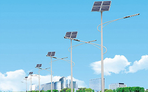 北方冬季聂荣太阳能路灯的保养要点