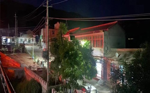 聂荣太阳能路灯防雷接地做法详解 聂荣太阳能路灯防雷接地做法详解